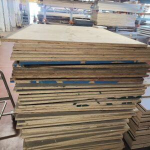 Multiplex Grenen 18mm (120 x 100)