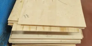 Vuren Multiplex +- (100 x 90 x 1)