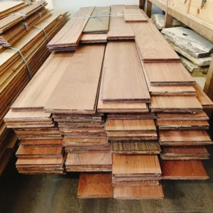 Lot 6.  Massieve Jatoba parket - 36m²