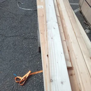 Grenen planken (300 x 18 x 3,5)