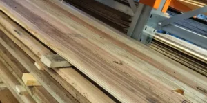 Japanse Rode Den (15 x 2 x 300)