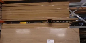 MDF met shinnoki fineer (37 x 160 x 3)