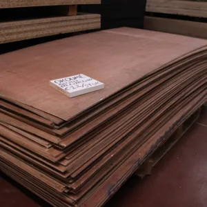 Okoumé Multiplex  (182,2 x 91,2 x 0,6) cm