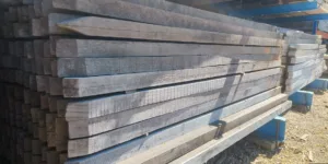 Gepunte Hardhoutpaal - Piquiá - (6 x 6 x 215)