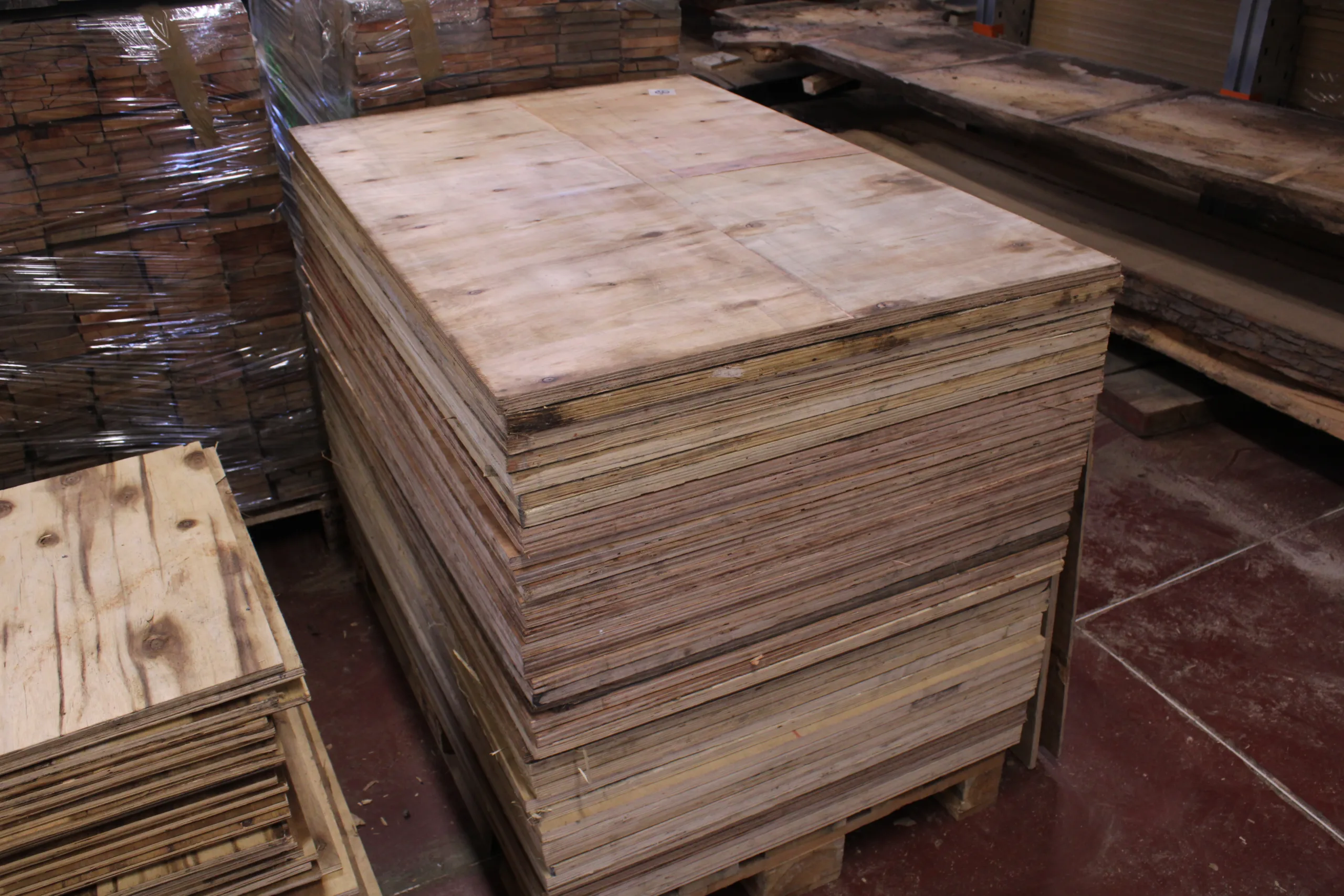 Vuren Multiplex (120 x 79,5 x 2)
