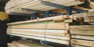 Balk grenen ( 6,5 x 19 x 397) cm