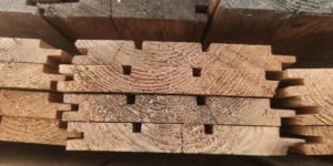 Lot 2. Thermowood gevelbekleding 18,7m² – Planchetten 480cm (TEA)