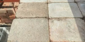 Lichtrode betondallen (27,5 × 21 × 6 cm)