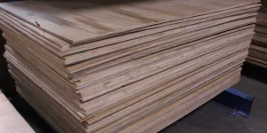 Multiplex Vuren (154 x 96 x 1,1)cm