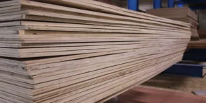 Fins vuren - Multiplex (1 x 90 x 180)cm